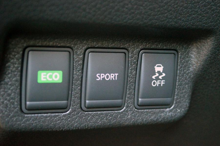  Nissan Sentra 2013 года  (фото 49 из 74)